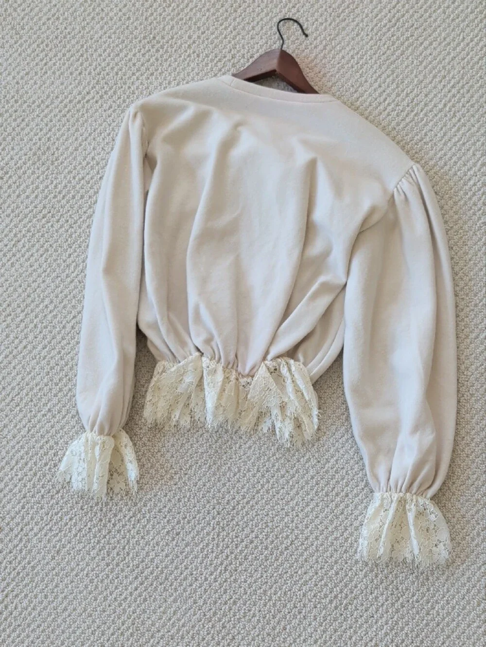 Zara Cream Lace-Hem Puff Sleeve Sweatshirt